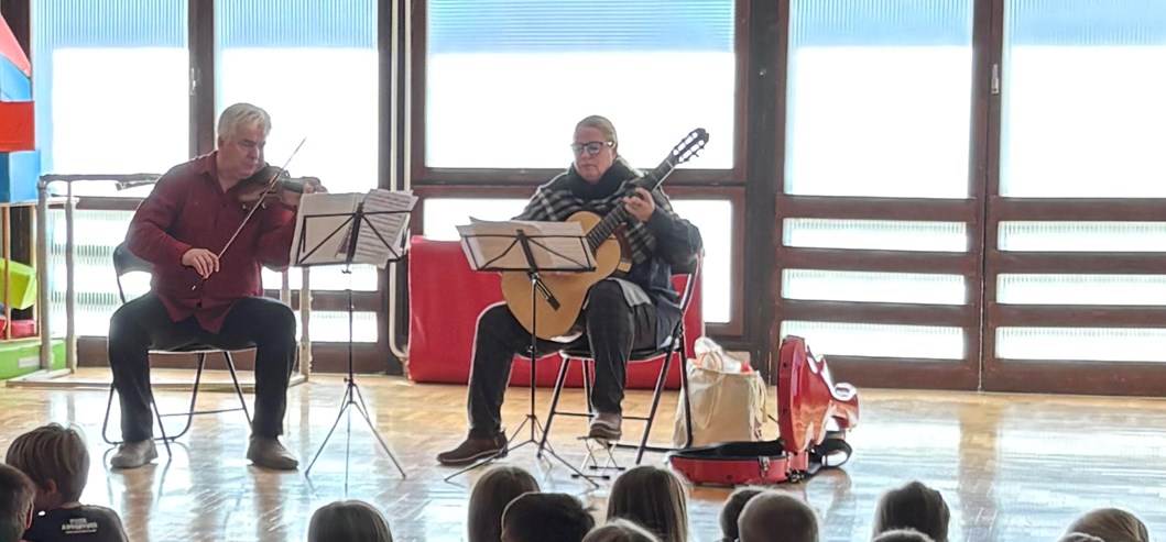 Projekt "Tinov glazbeni podij" - KGZ Tina Ujevića